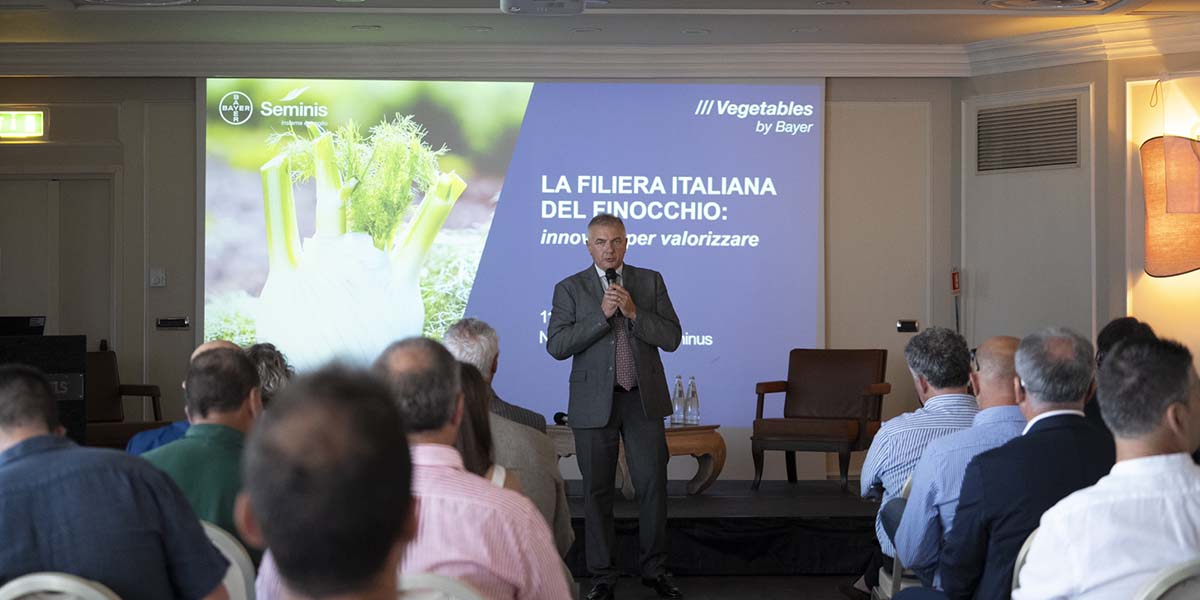 Bayer, la filiera del finocchio a confronto a Napoli